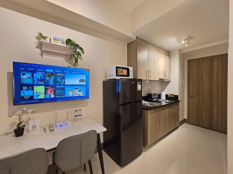 1Br Unit Condotel W Balcony Fame Residences #Fm57 马尼拉 外观 照片