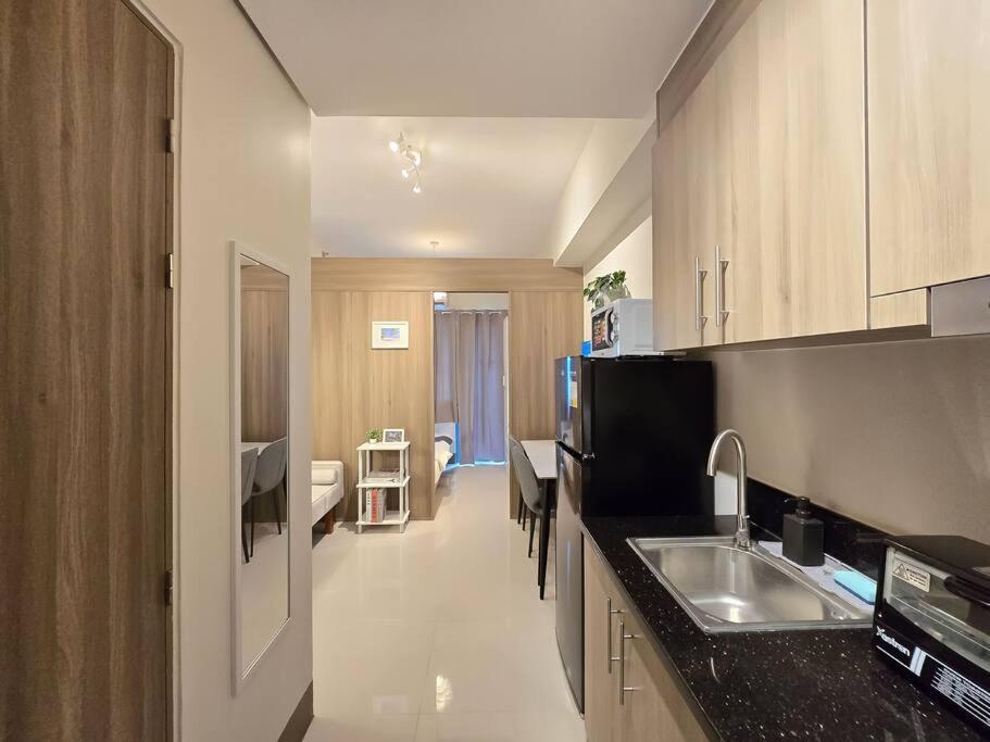 1Br Unit Condotel W Balcony Fame Residences #Fm57 马尼拉 外观 照片