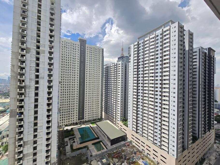 1Br Unit Condotel W Balcony Fame Residences #Fm57 马尼拉 外观 照片